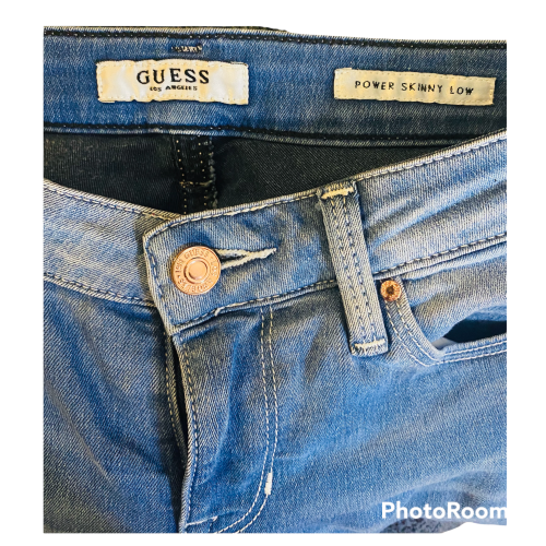 Guess skinny jeans Size: 8/32