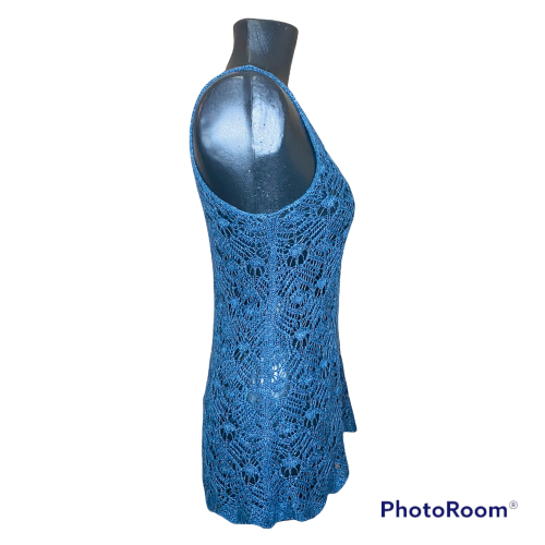 Blue crochet top Size: M/L