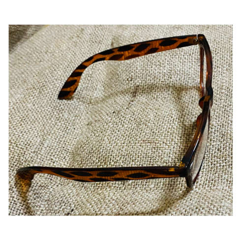 Leopard print glasses