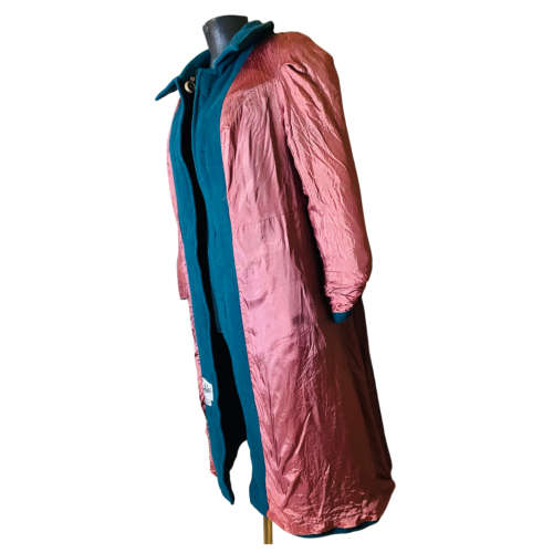 Vintage green coat Size: 34/36