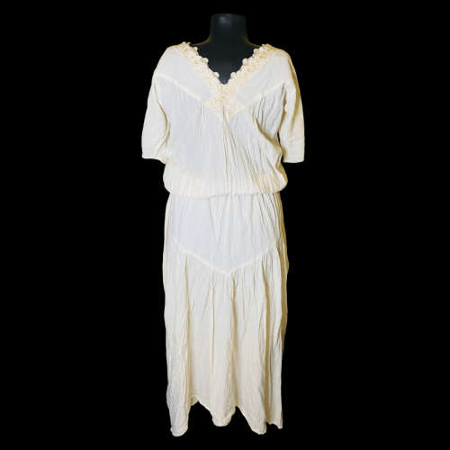 Beige maxi dress Size: L