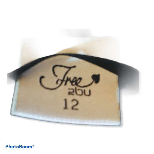 Free 2 B U Kimono Knit Size: 12