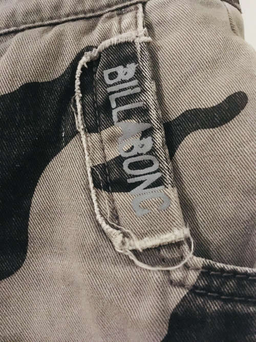 Billabong Camouflage Grey & Charcoal Shorts Size: 12