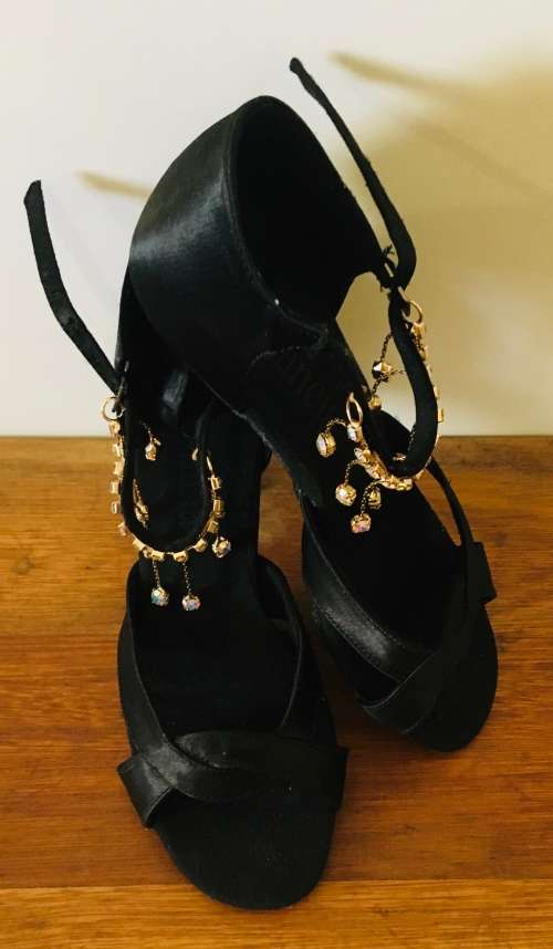 Danica Black Satin Dancing Shoes Size: 2