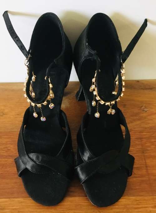 Danica Black Satin Dancing Shoes Size: 2