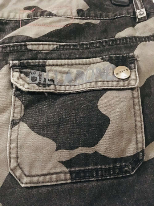 Billabong Camouflage Grey & Charcoal Shorts Size: 12