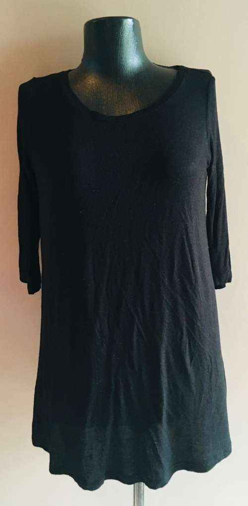 Audacity Black Longer Length Top Size ML