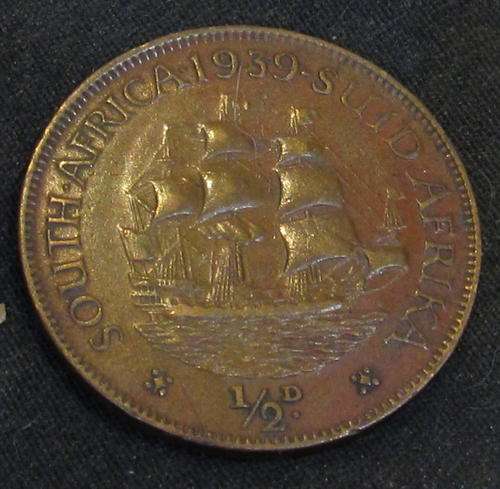 1939 Halfpenny - Particularly Scarce- Start @ R1 !!!!