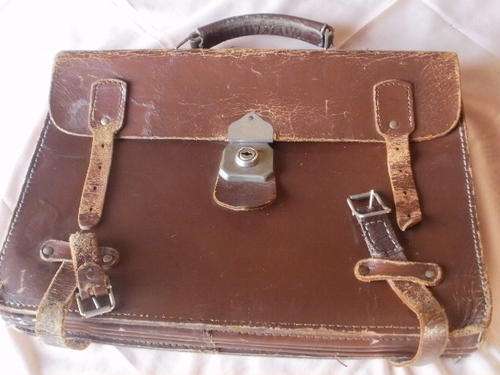 LEATHER OFFICE SUITCASE