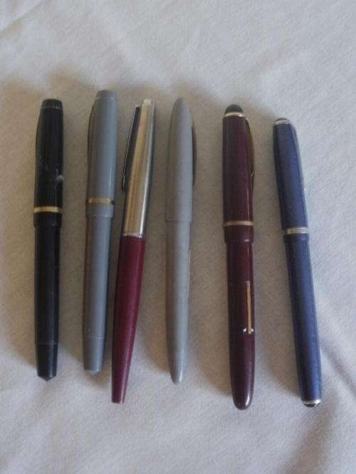 SIX VINTAGE PEN'S