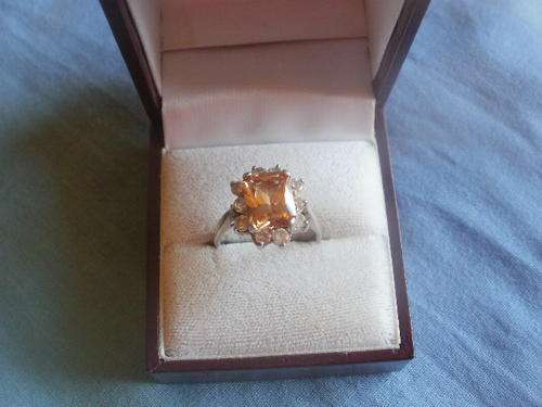 STUNNING 925 SILVER RING WITH LARGE CRYSTAL