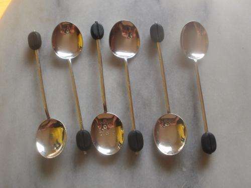WILLIAM SUCKLING, BIRMINGHAM 1946 &1939 SILVER COFFEE BEAN SPOONS