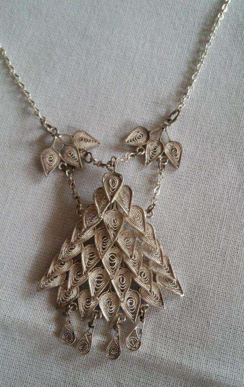 STUNNING SILVER FILIGREE NECKLACE