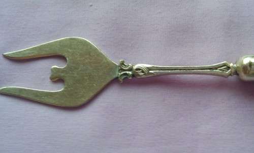 HANDY ANDY CHEESE KNIFE, PICKLE FORK & BREAD FORK