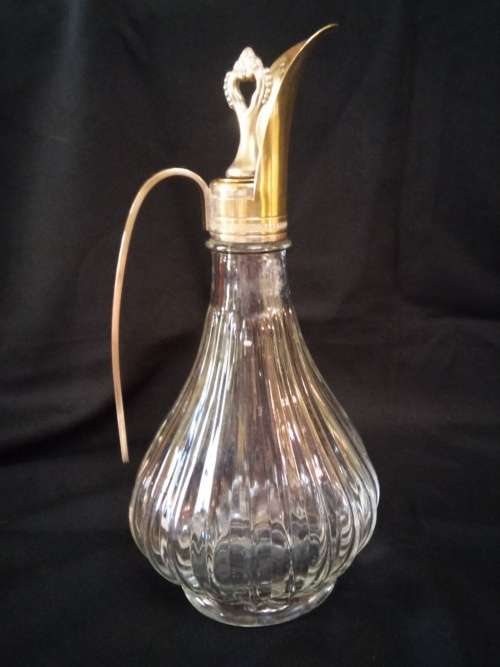 CLARET DECANTER
