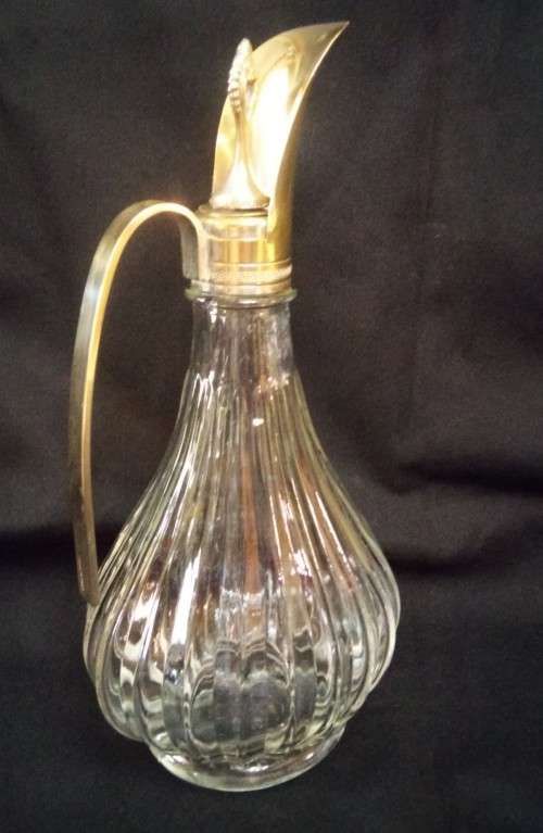 CLARET DECANTER