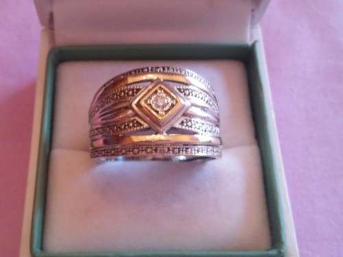 925 SILVER, GOLD & DIAMOND RING
