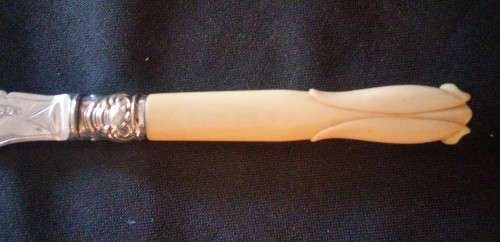BONE HANDLE ORNATE SERVING KNIFE