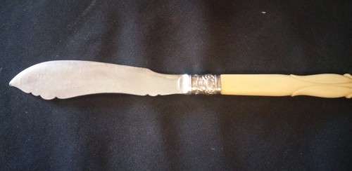 BONE HANDLE ORNATE SERVING KNIFE