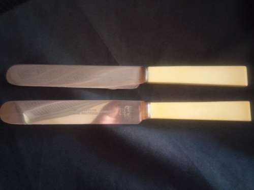 24 PIECE BOXED CUTLERY SET