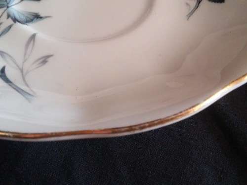 ROYAL ALBERT "SWEET ROMANCE" TRIO (A)