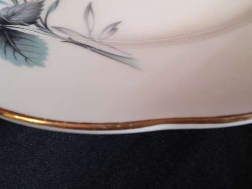 ROYAL ALBERT "SWEET ROMANCE" TRIO (A)