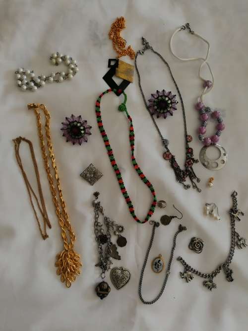 Mixed lot Jewellery