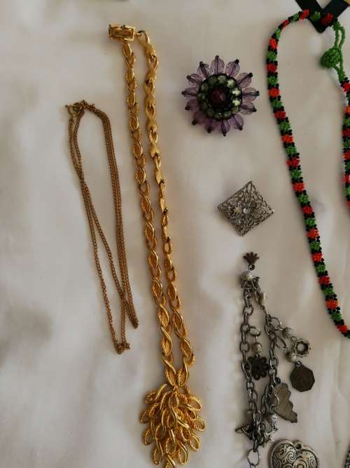 Mixed lot Jewellery