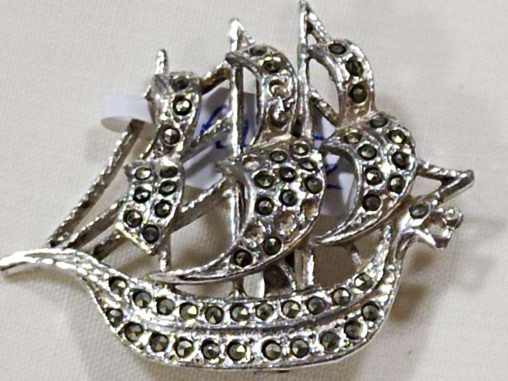 Marcasite paste brooch