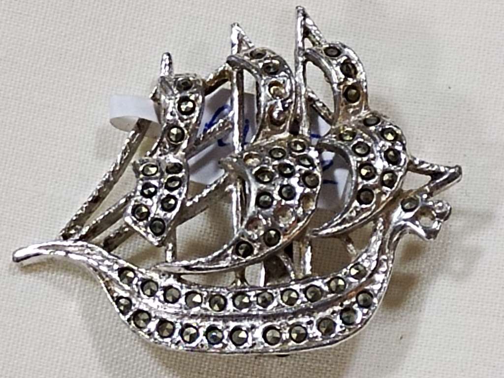 Marcasite paste brooch