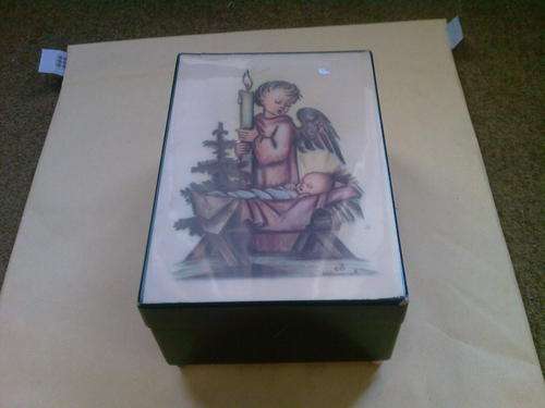 A STUNNING JEWELRY BOX