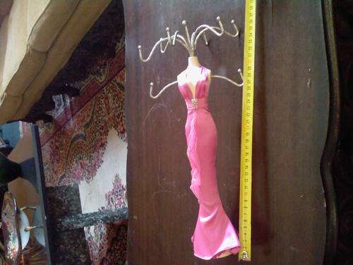 JEWELRY DISPLAY FIGURE