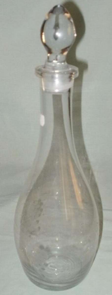 A GRAPE PATTERN GLASS DECANTER