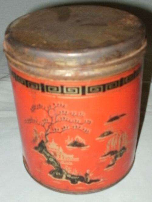 A RED CHINESE TIN