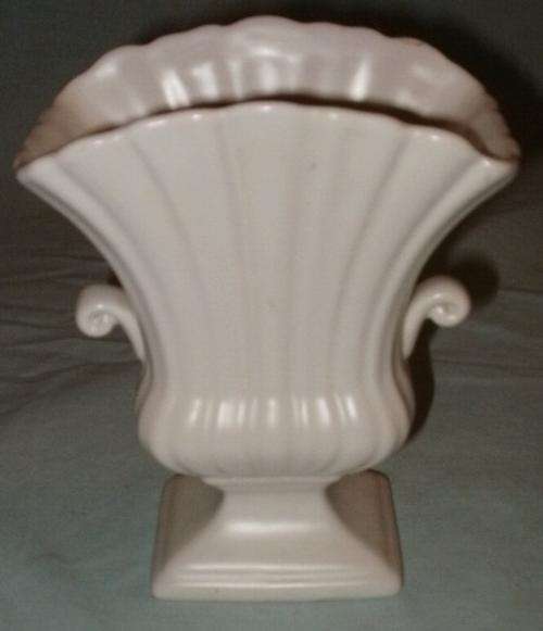 A LOVELY STOKE ON TRENT VASE