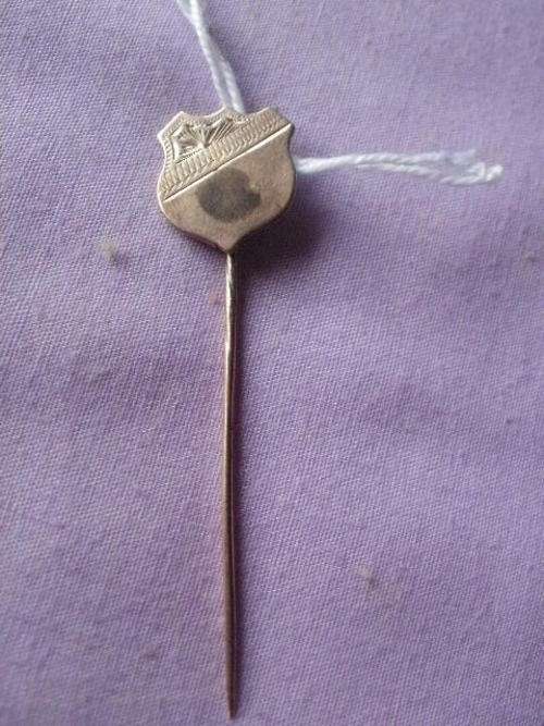 9CT GOLD TIE PIN