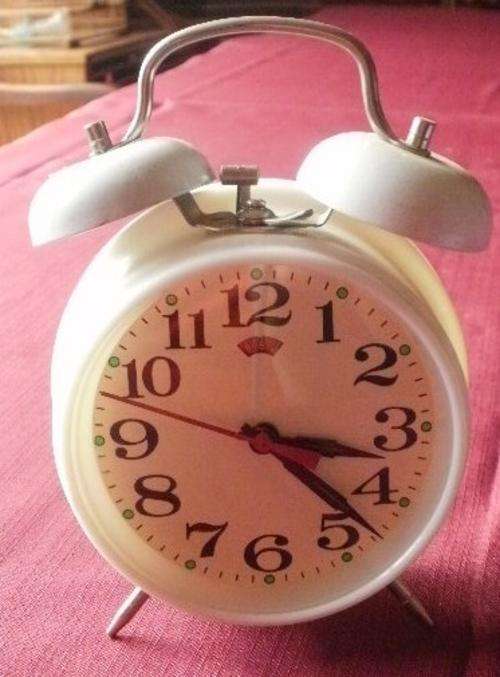 WHITE ALARM CLOCK