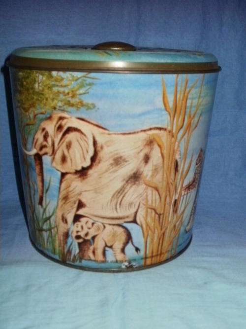 PREMIER BISCUIT TIN WITH ANIMALS