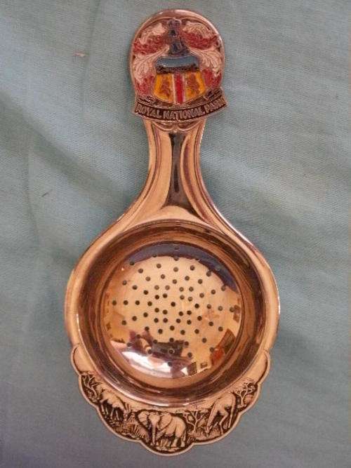 ROYAL NATIONAL PARK TEA STRAINER, AFRICA SIMBA HANDMADE