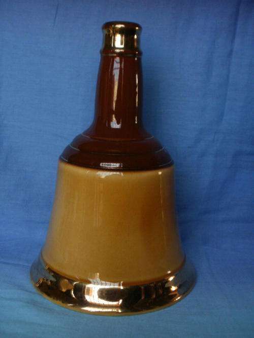 WADE BELL'S SCOTCH WHISKY DECANTER