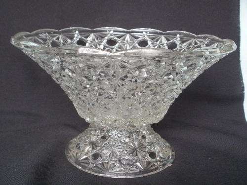 STUNNING GLASS BOWL