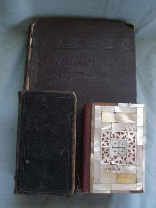 TWO HYMN BOOKS(1904 & 1884) & A SMALL BIBLE(CIRCA 1900)