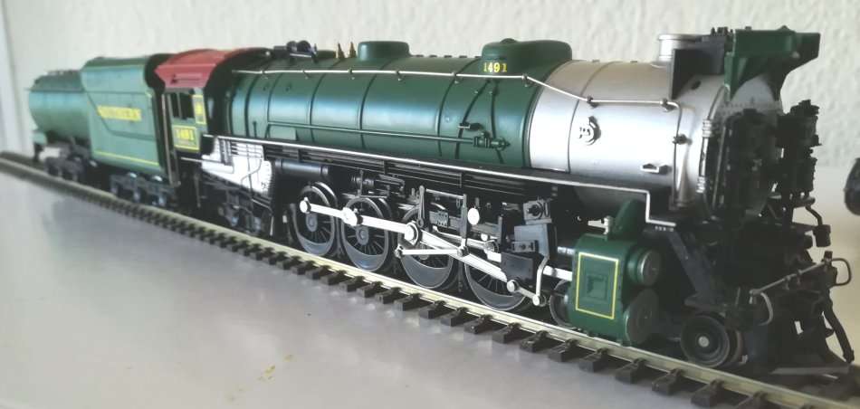 Mountain Steam Loco - Southern (DCC)
