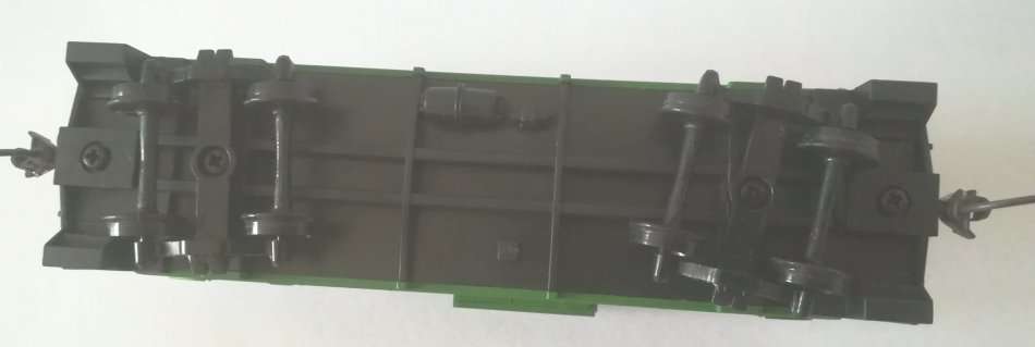 SW Loco and Caboose (DC)