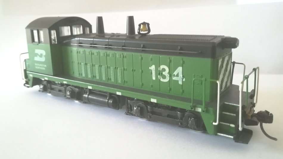 SW Loco and Caboose (DC)