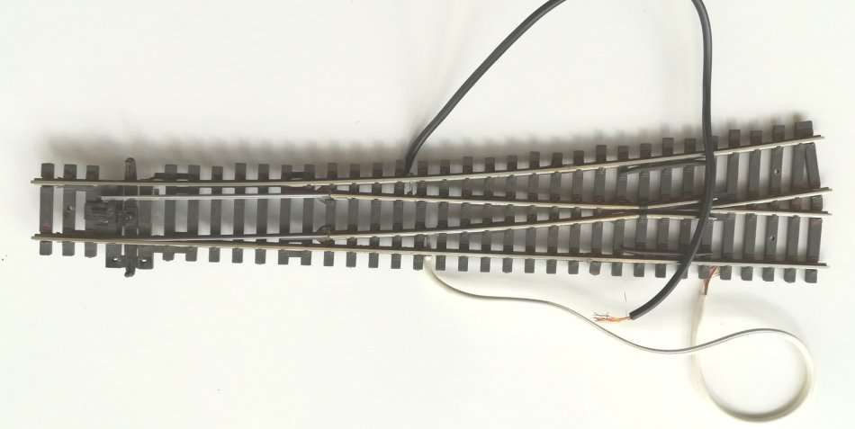 Peco SL-89 large radius L/H turnout