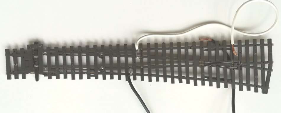 Peco SL-89 large radius L/H turnout