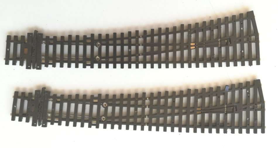 2x Peco SL-86 large radius R/H curved turnouts + motors