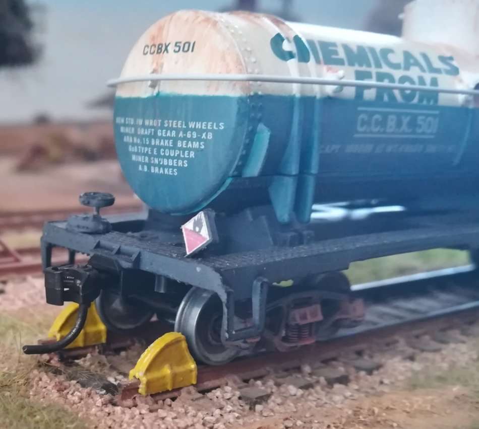 6x (3 pairs) HO wheel stops (USA)