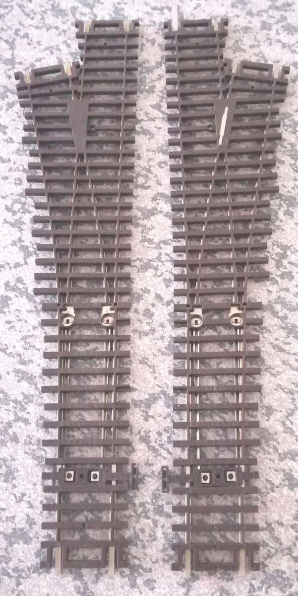 Atlas code 83 turnouts